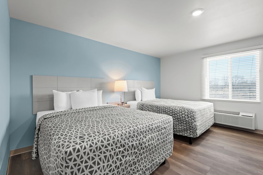 Suite, 2 Queen Beds, Non Smoking photo 1