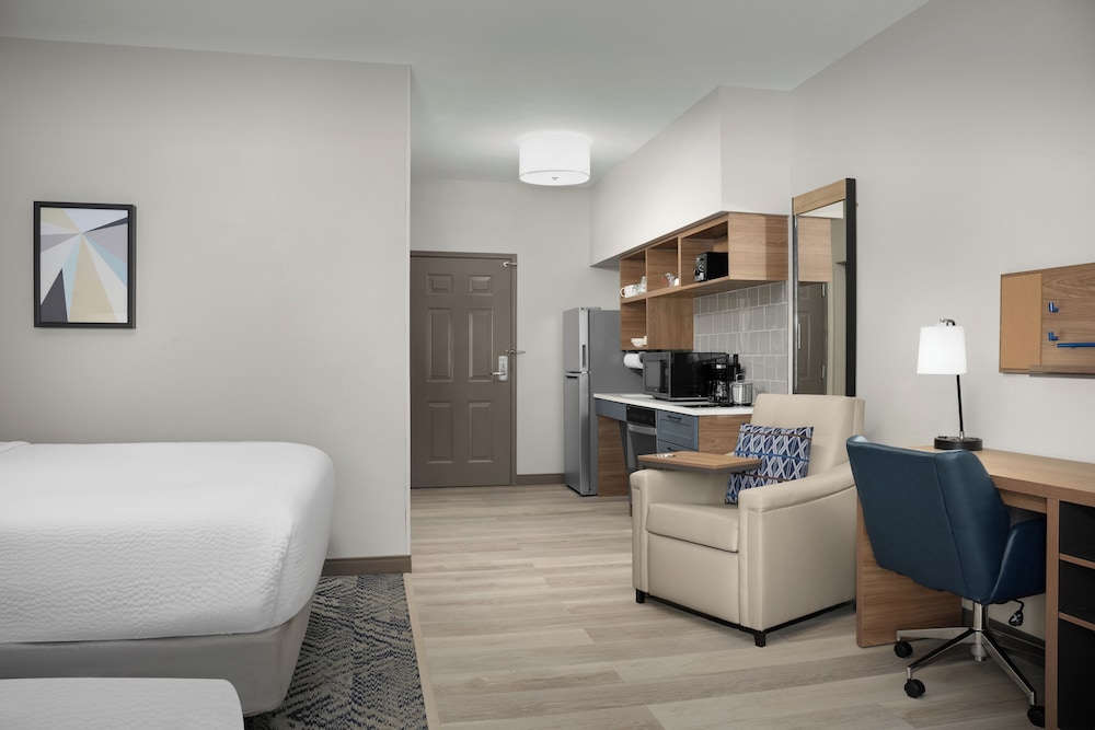 Studio Suite, 1 Queen Bed, Mobility Accessible (Accessible Shower) - Photo 2