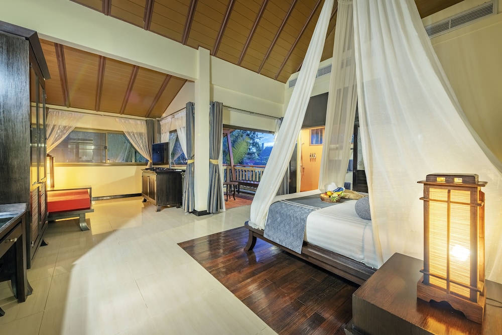 Emerald Suite - Photo 4