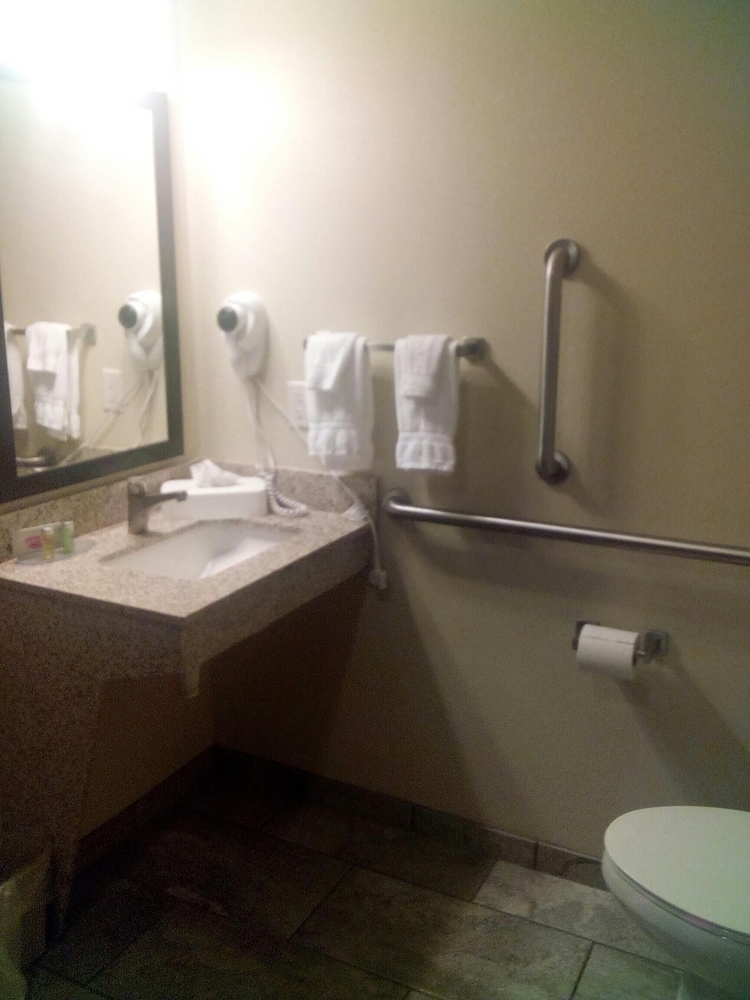 Cobblestone Hotel & Suites - Devils Lake, Zdjęcie 3