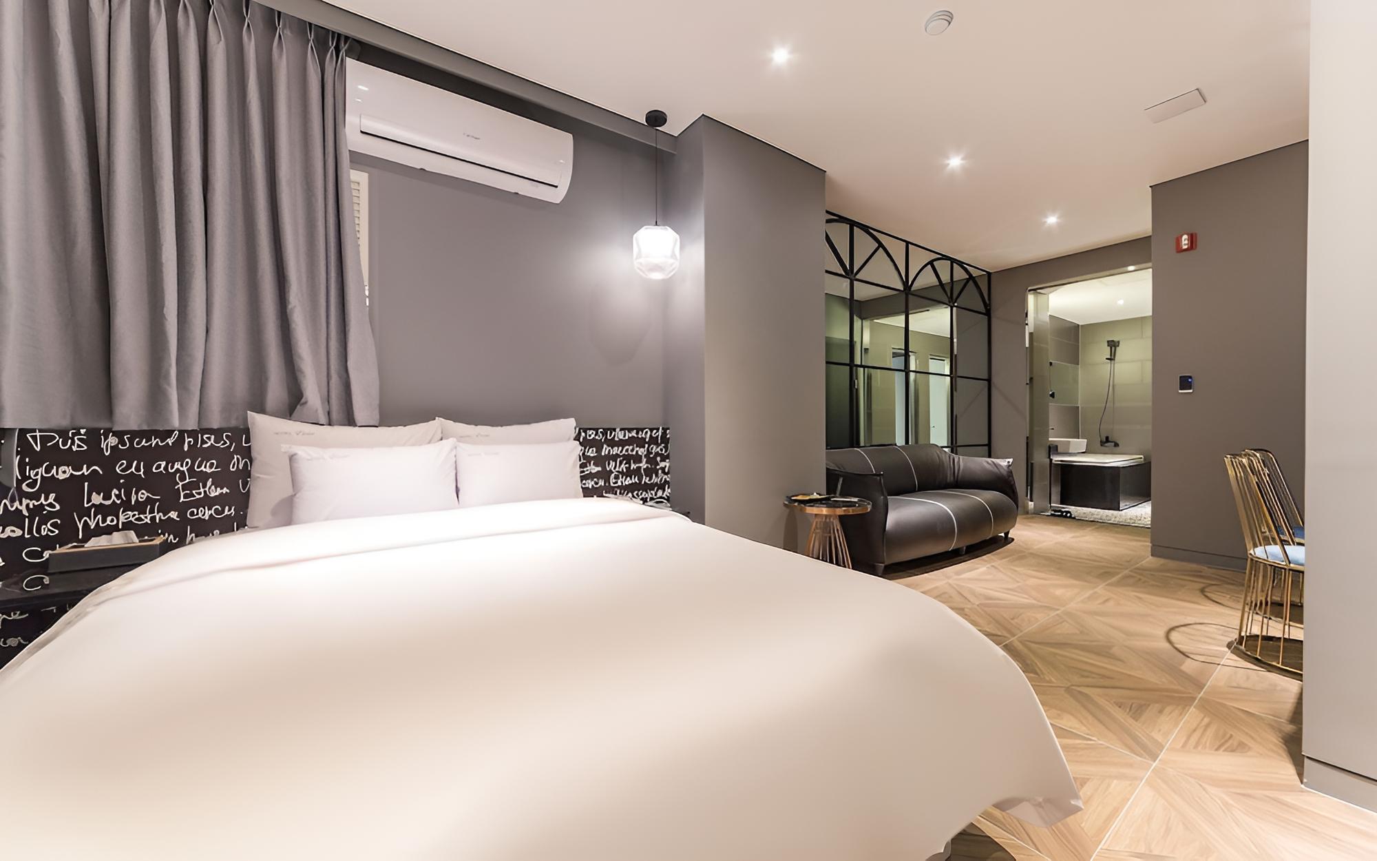 Room (Special room (2 PCs for couples Netfl) - Photo 20
