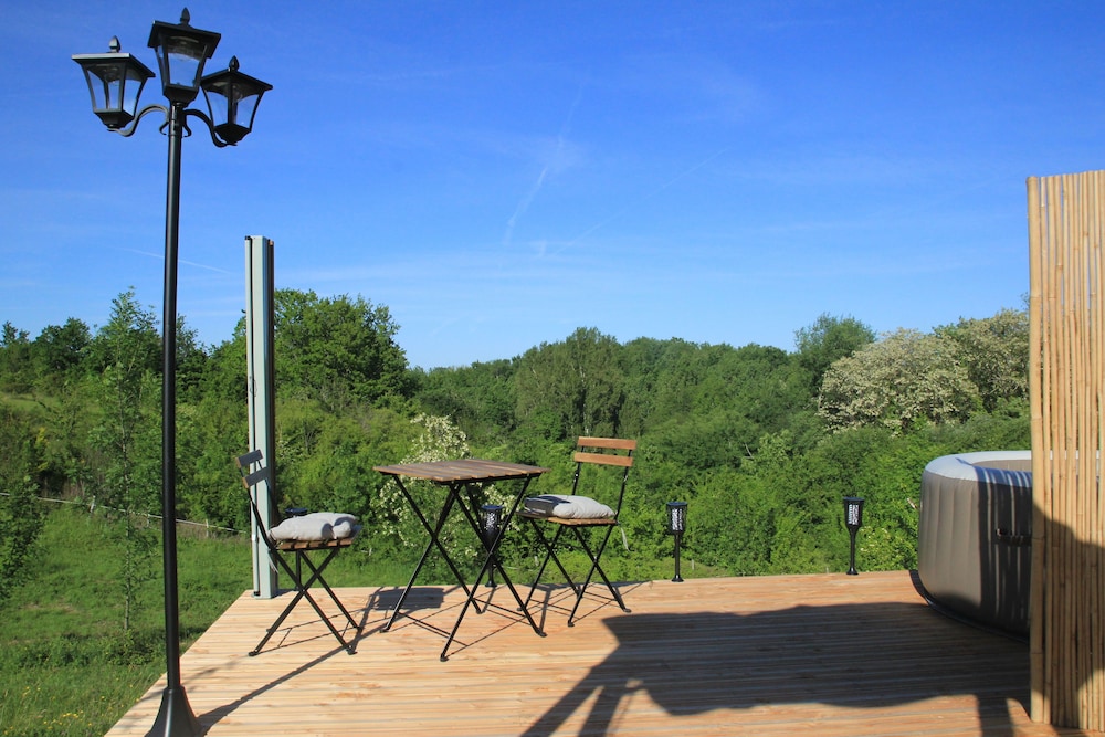 Tent, Garden View photo 3