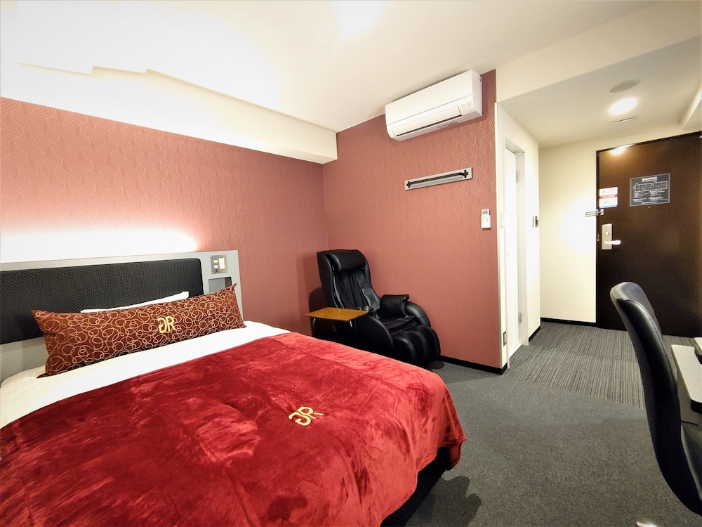 Premium Single Room, 1 Double Bed, Non Smoking (with Massage chair) - Photo 8