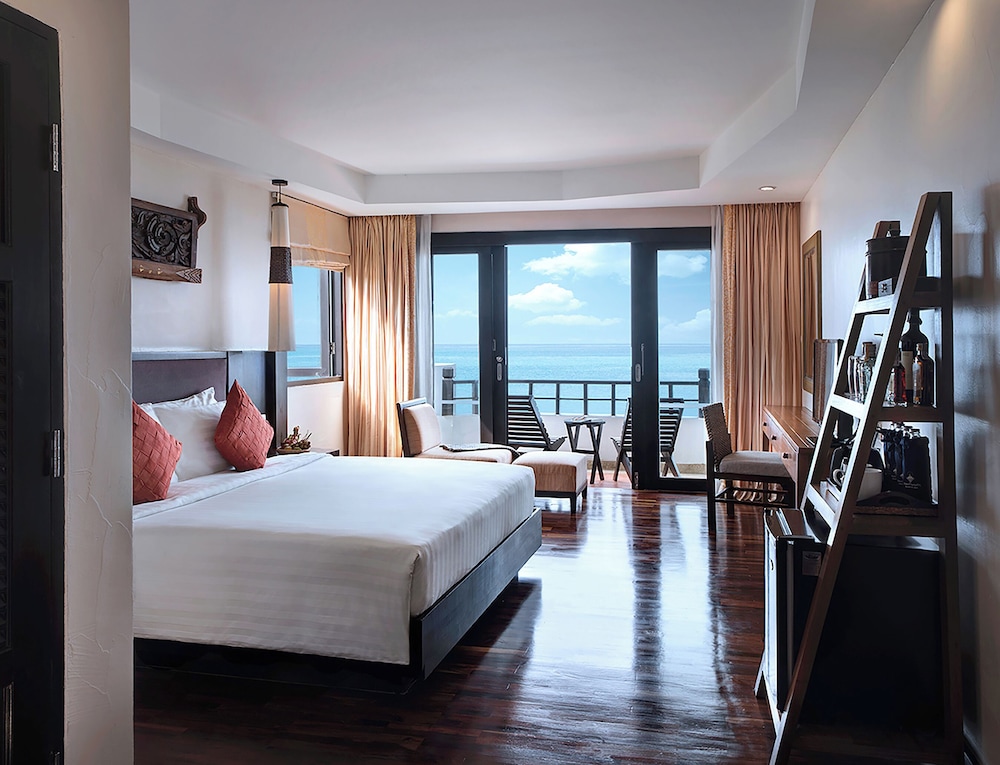 Deluxe Seaview Room photo 1