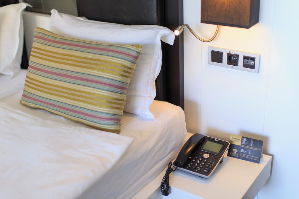 Standard Room, Partial Sea View photo 3
