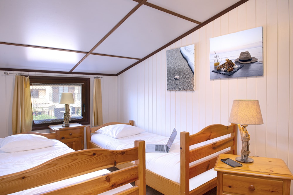 Comfort House, 3 Bedrooms, 2 Bathrooms photo 1