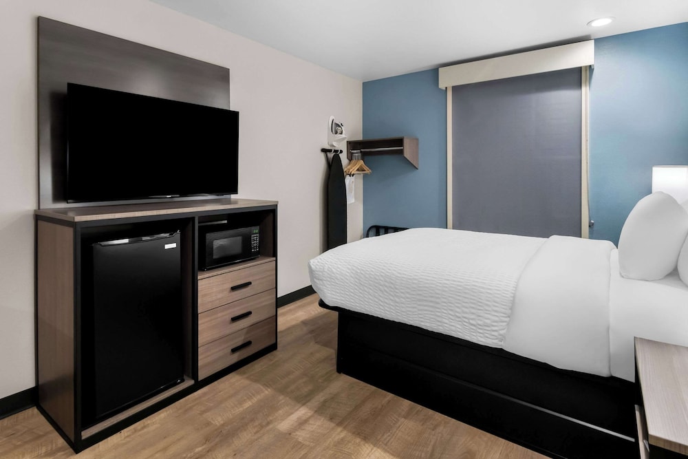 Standard Room, 1 Double Bed, Non Smoking photo 2