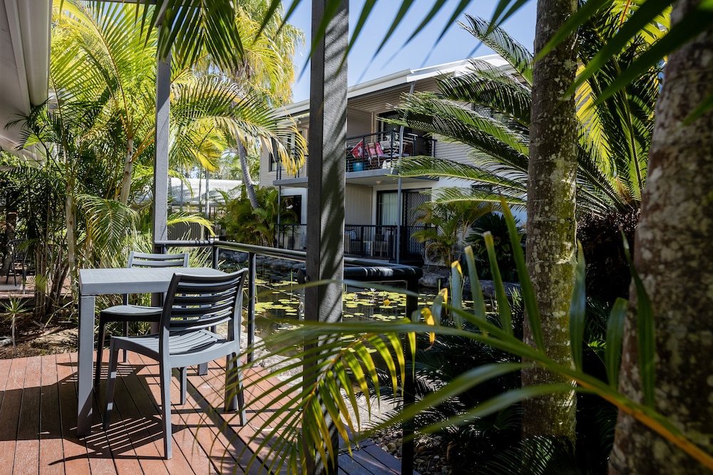 1 Bedroom Poolside photo 1