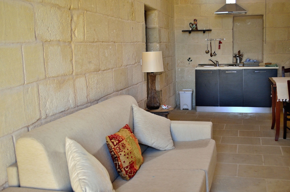 Suite, Pool View photo 3