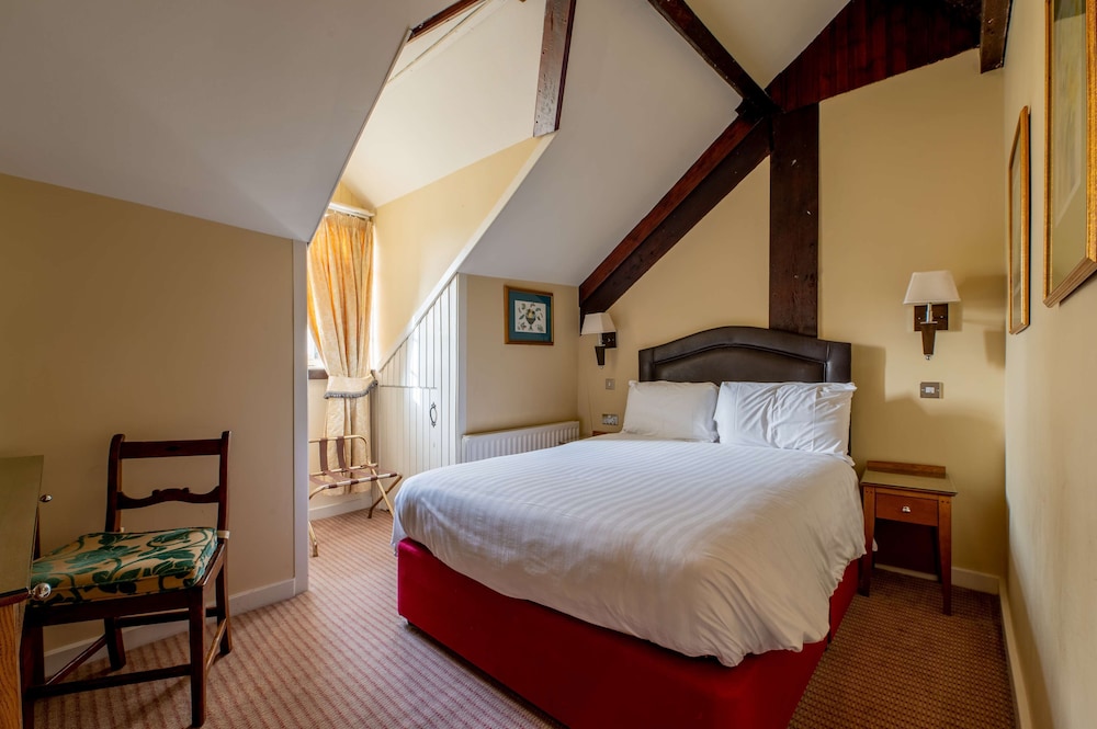 Standard Room, 1 Double Bed, Non Smoking (Canopy Bed) - Photo 4