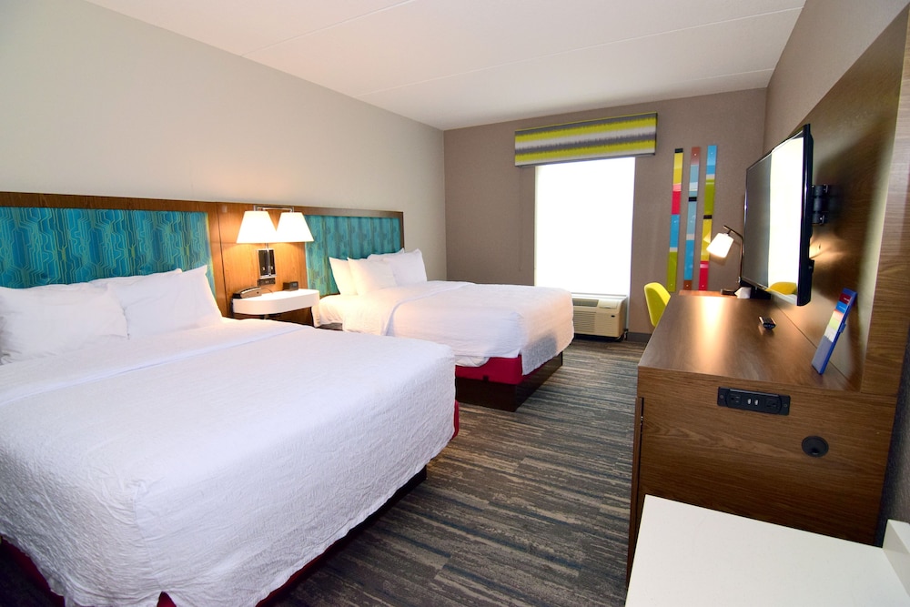 Room, 2 Queen Beds, Accessible, Non Smoking - Photo 1