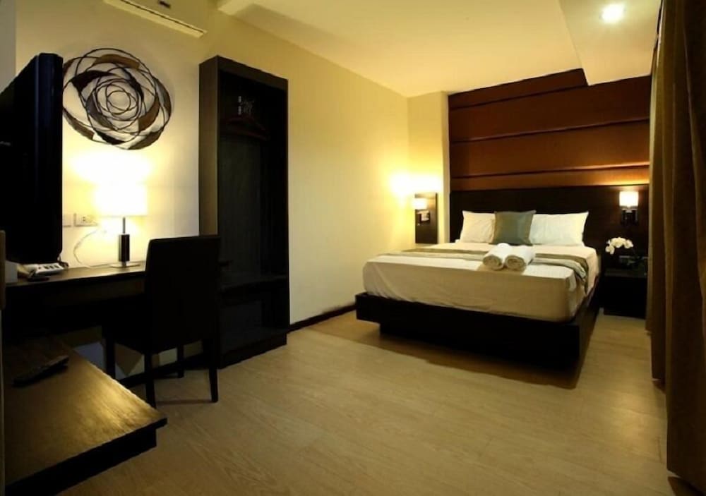 Superior Double Room, Non Smoking, City View