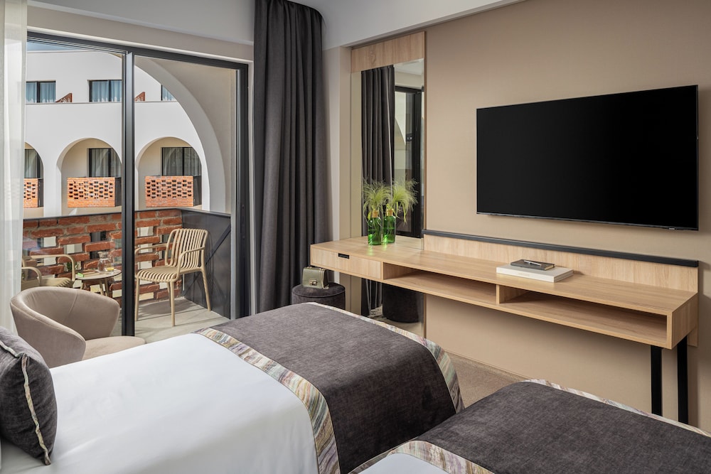 Privilege, Room, 1 Double Bed with Sofa bed photo 1