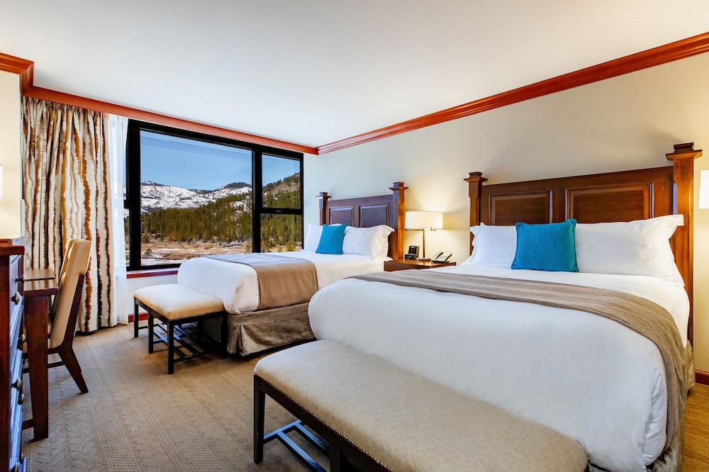 Deluxe Room, 2 Queen Beds, Valley View - Photo 3