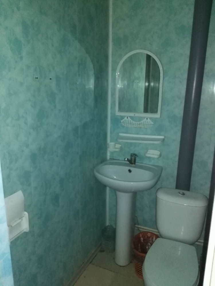 Standard Room, 2 Queen Beds, Non Smoking, Pool View - Photo 1