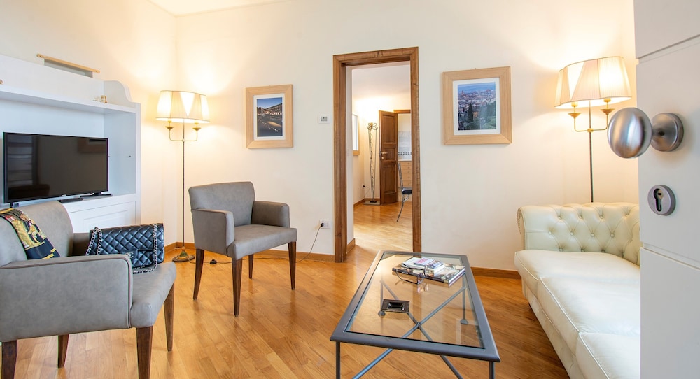 Panoramic Penthouse (Pitti) photo 1