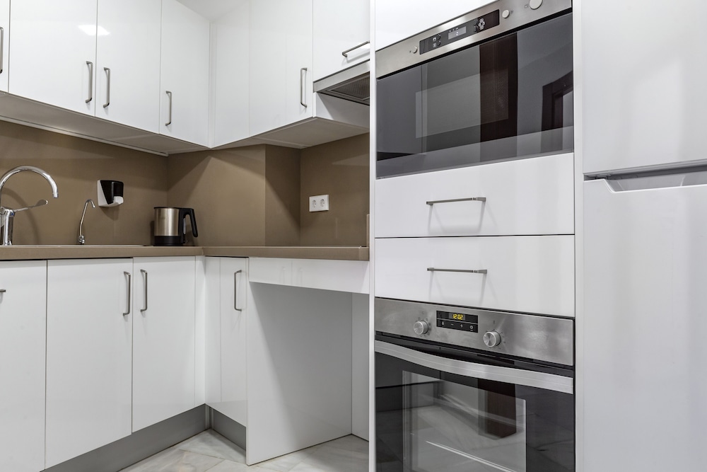 Apartment, 2 Bedrooms - Photo 4
