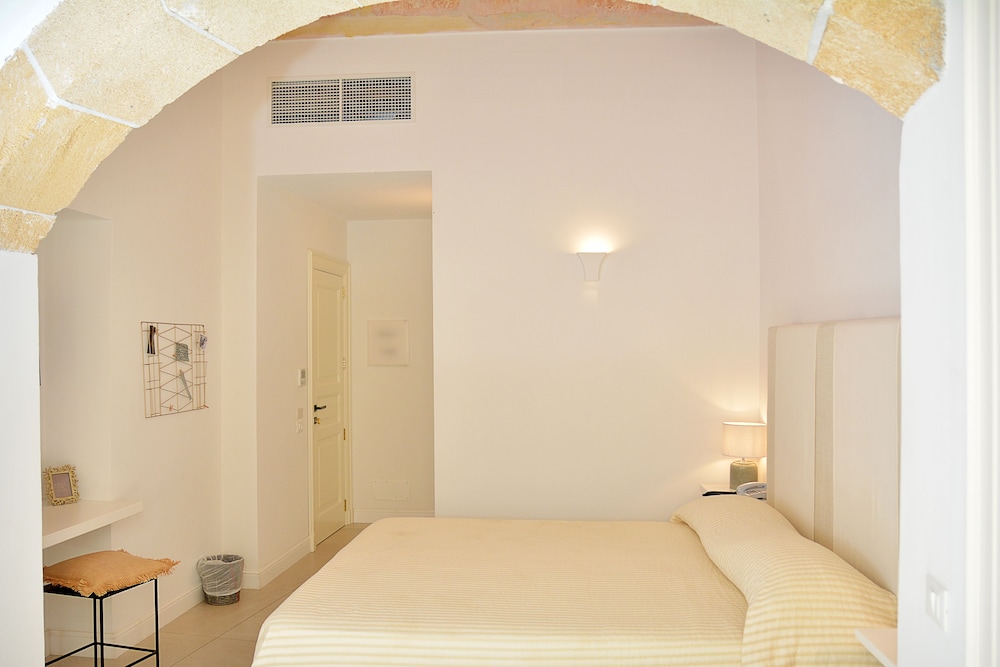 Premium Room - Photo 2