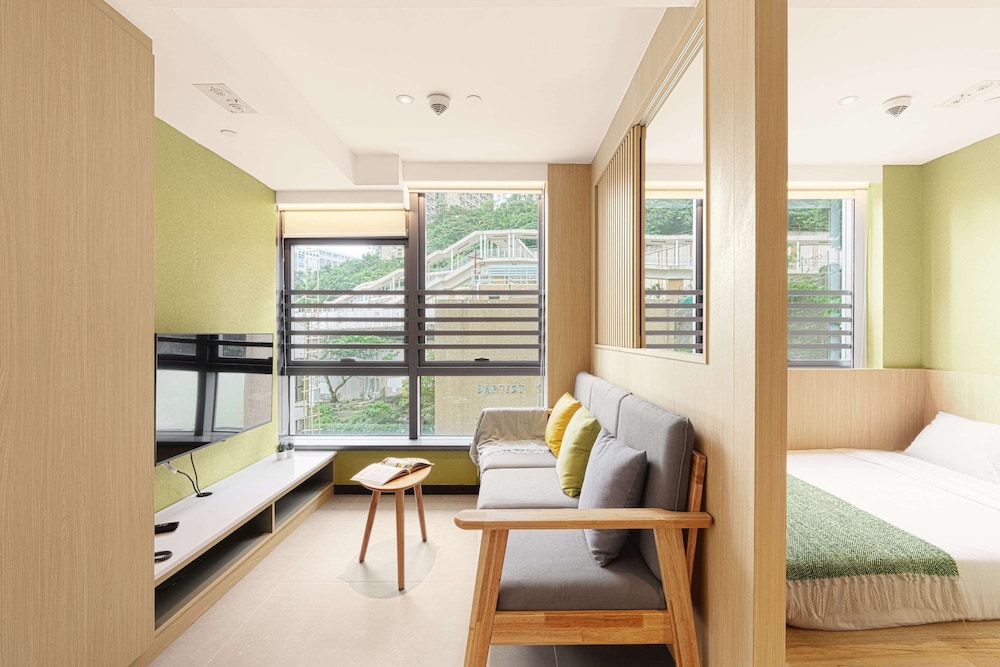Suite, 3 Bedrooms, Non Smoking, City View (Long Stay Special with Housekeeping Service once/week)
