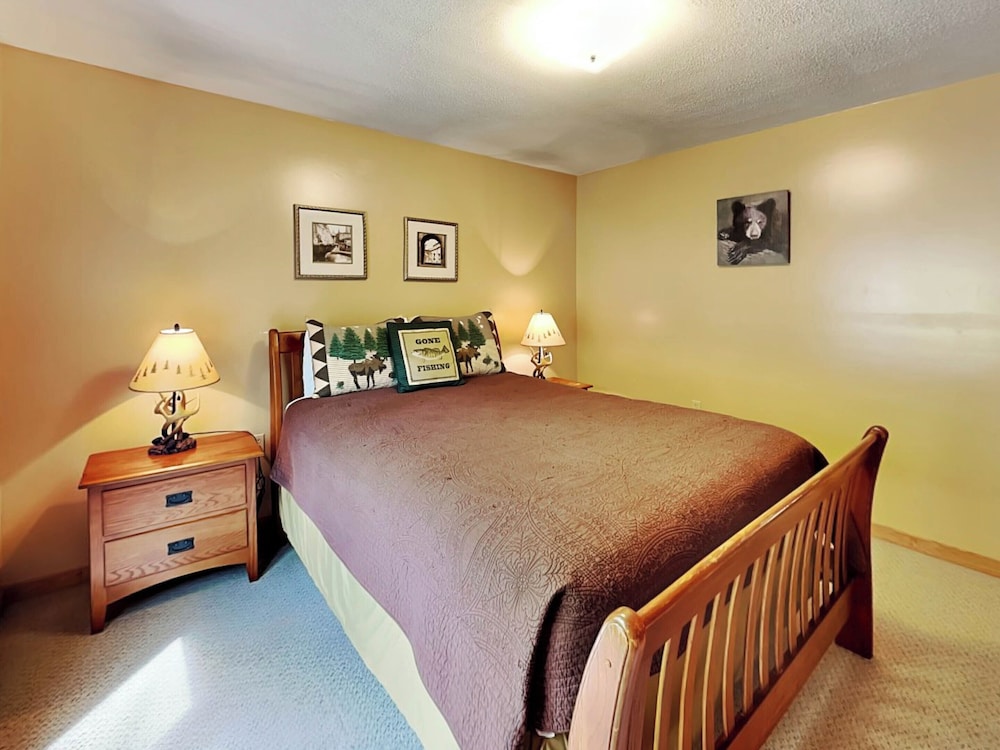 House, Multiple Beds, Hot Tub