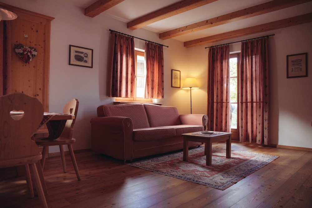 Luxury Chalet, 2 Bedrooms photo 3