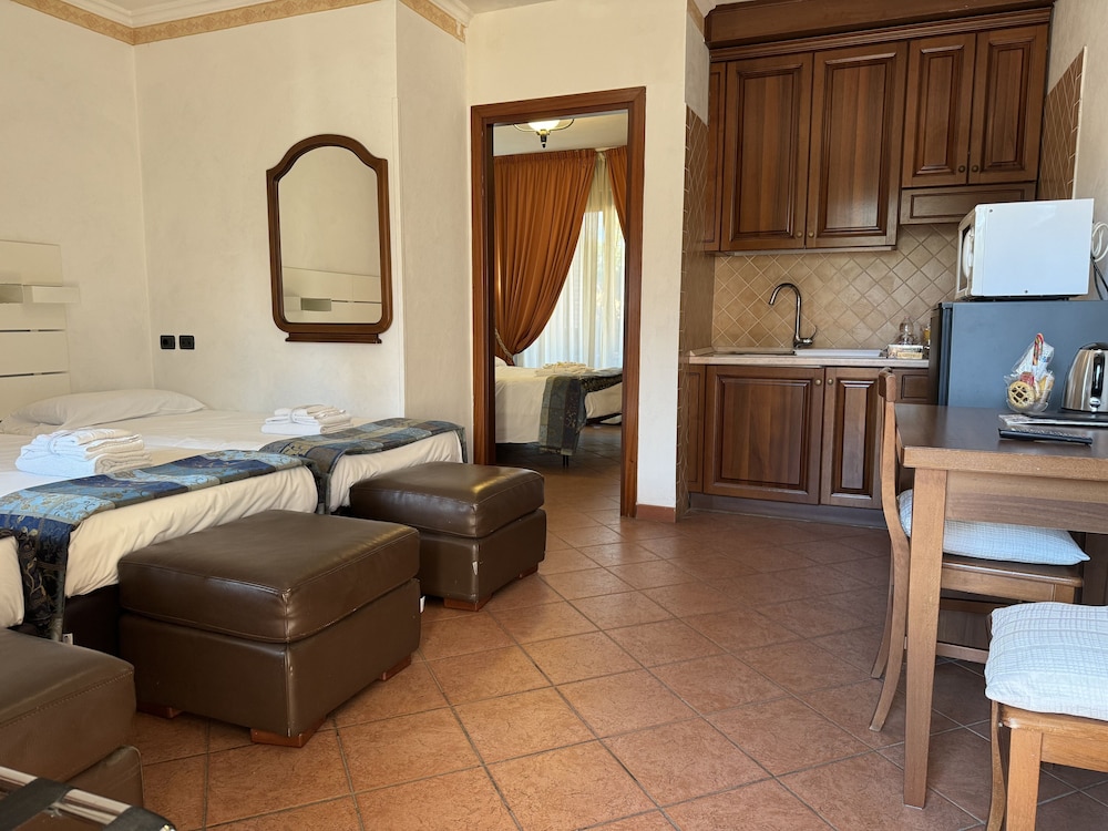 Junior Condo, 1 Bedroom, Non Smoking, Air conditioning - Photo 6