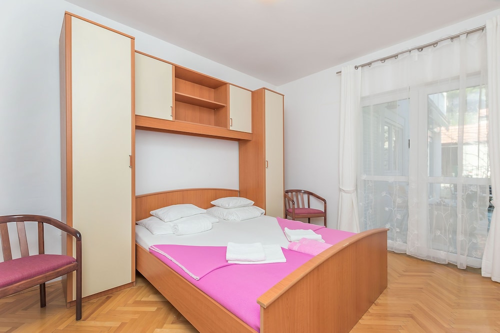 Apartment (A4) photo 1