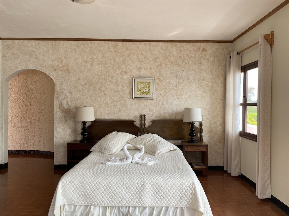 Double Room, 1 Double Bed, Lake View, Lakeside photo 3