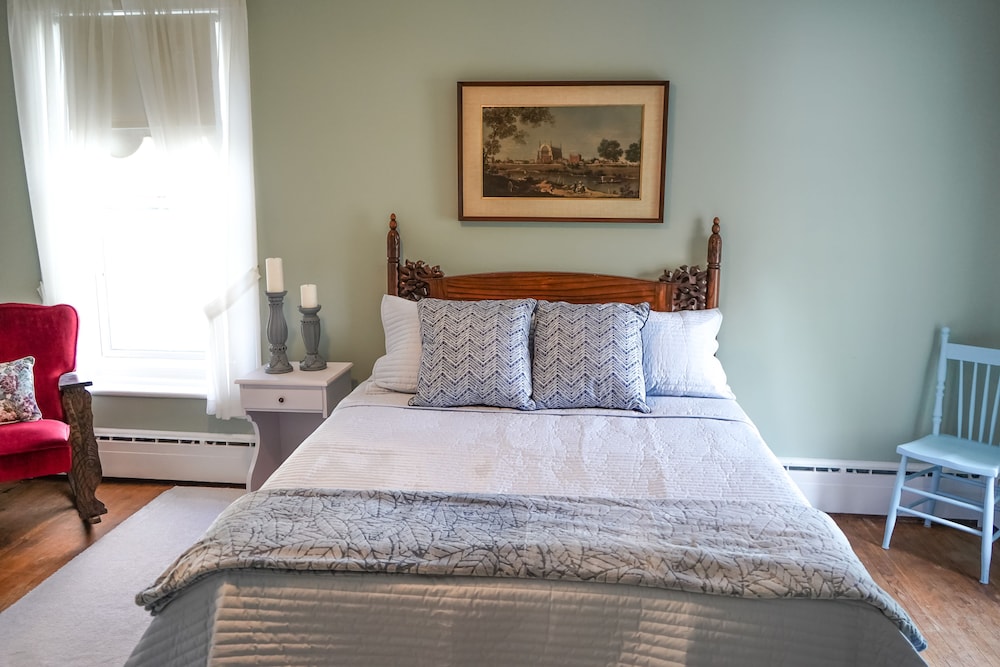 Deluxe Suite, River View, Lakeside