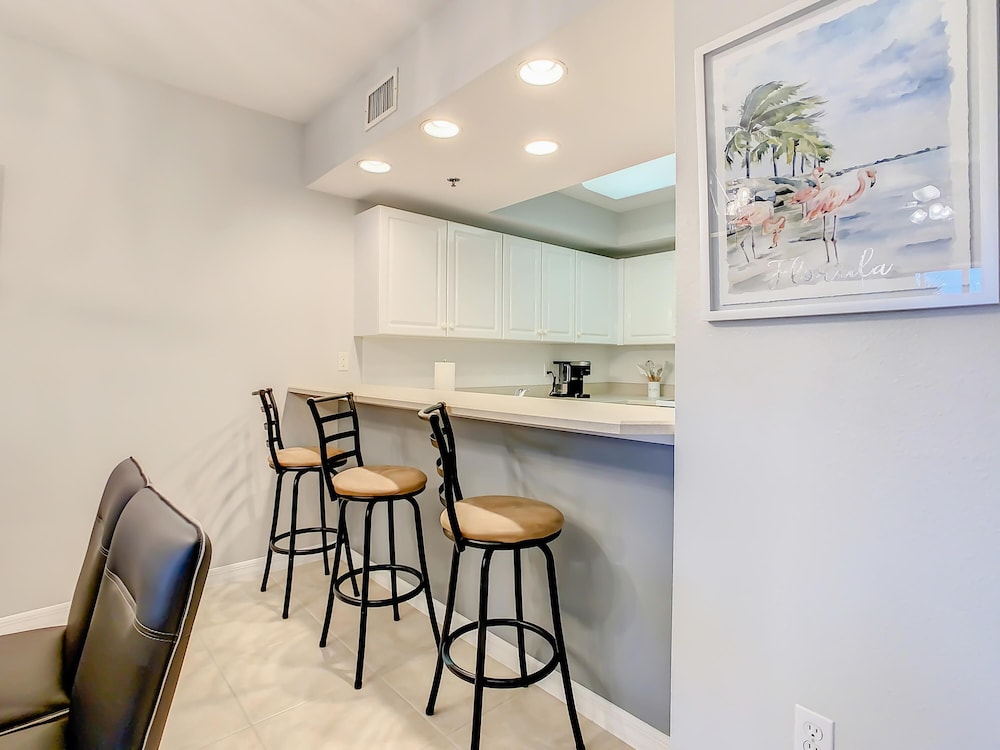 Enjoy the Gorgeous Sunset in This Beautiful 3 2 Condo Ow9-305, Zdjęcie 15