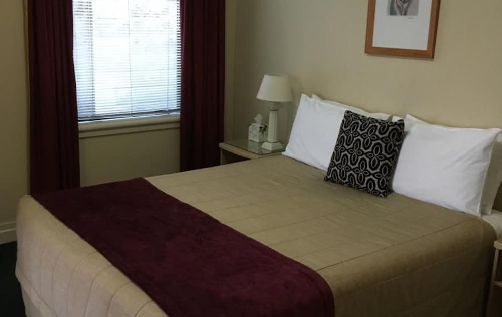 One Bedroom Spa photo 3