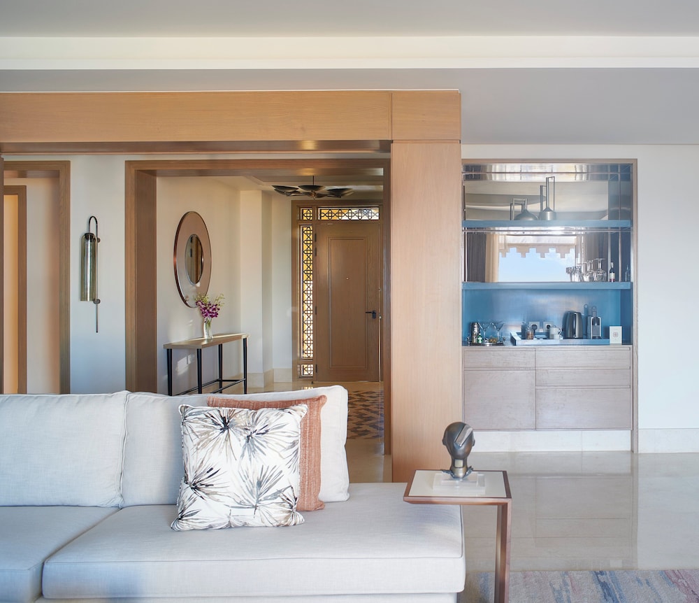 Suite (Imperial,1 King and 2 Twin, with Pool) - Photo 8