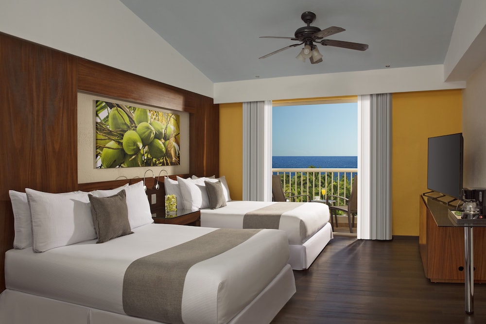 Deluxe Ocean View Doble photo 2