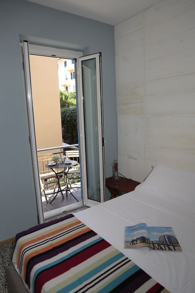 Double Room, Balcony
