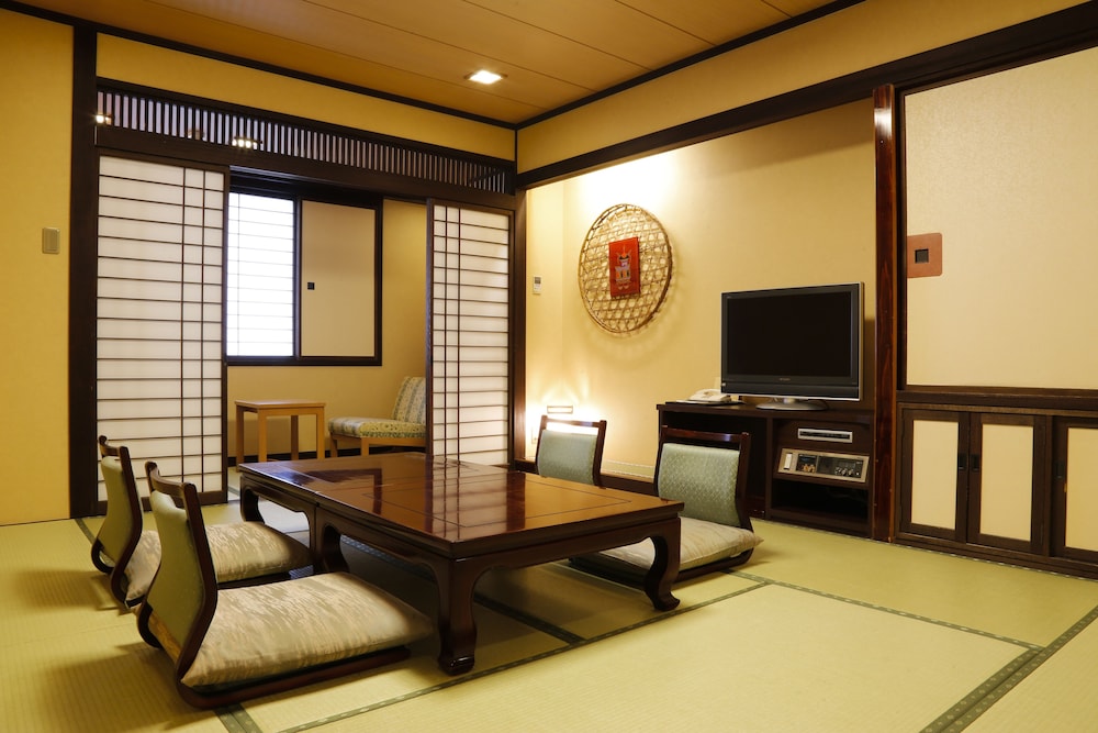 [Main Building] Economy Japanese Style, Non Smoking with Hida Beef Special Kaiseki - Photo 2