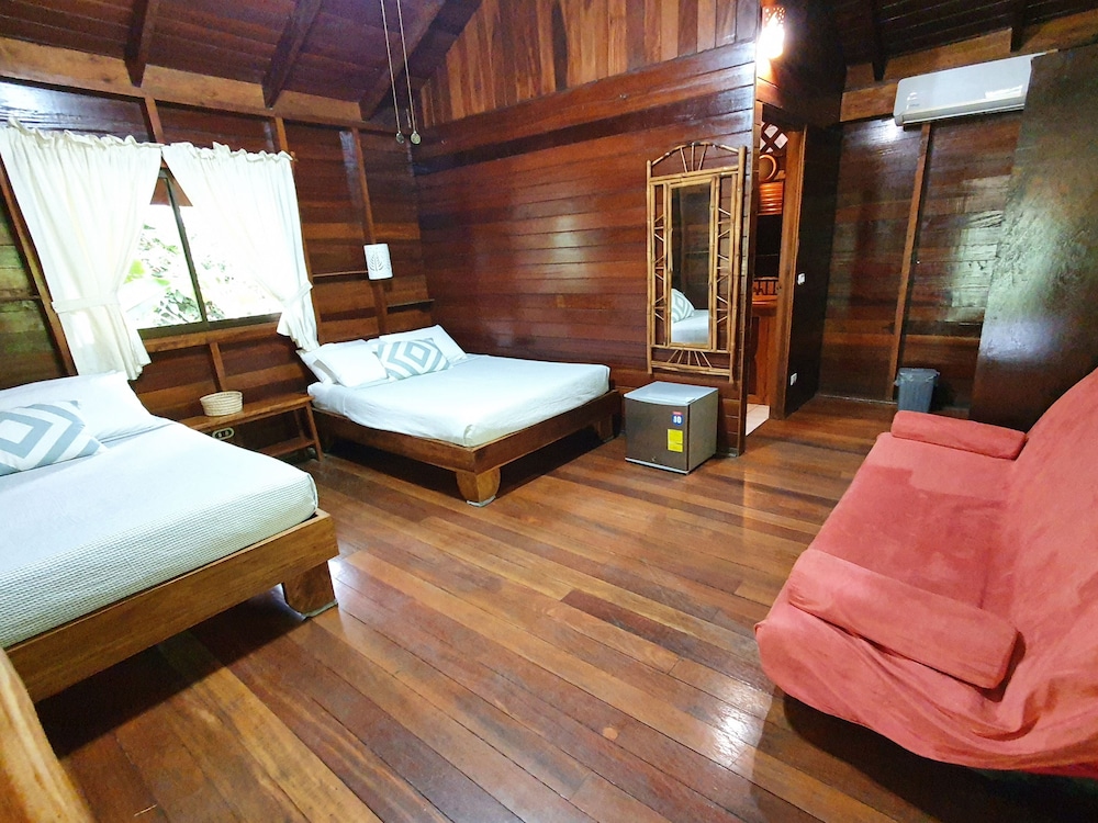 Family Bungalow, 2 Double Beds, Garden View - Photo 6