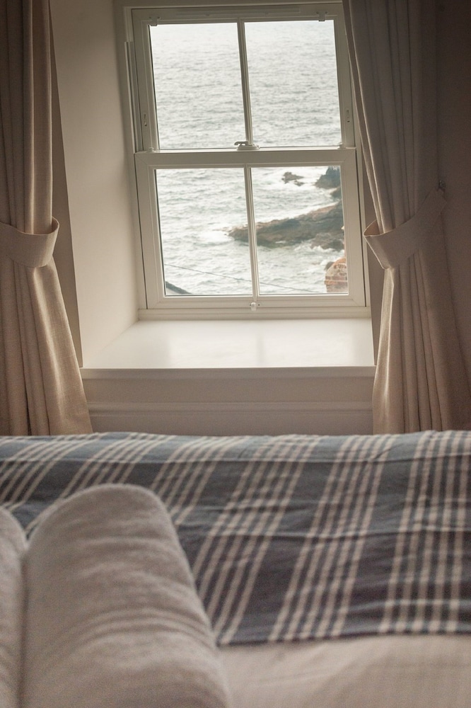 Cottage (Middle) - Photo 5