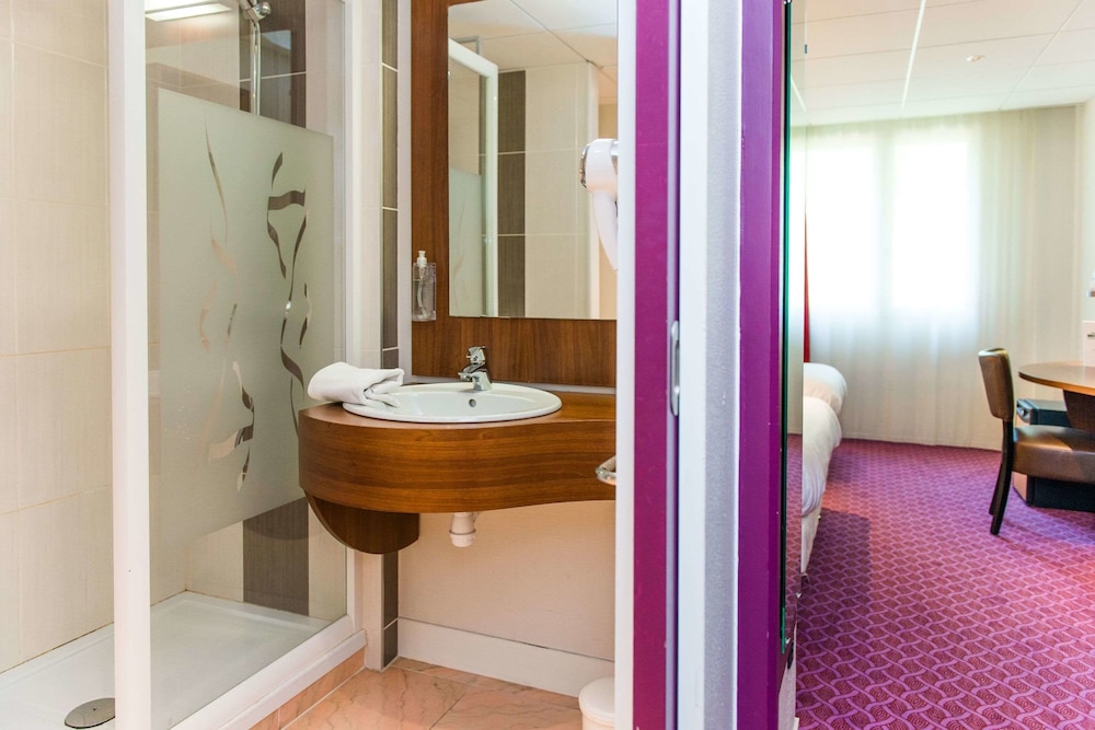Standard Triple Room - Photo 5