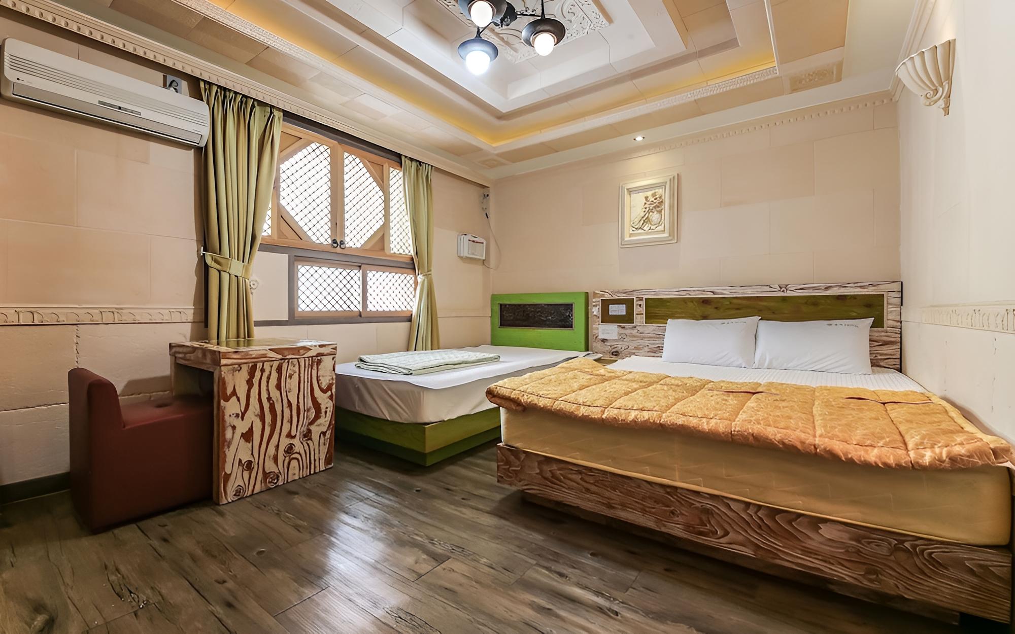 Room (Twin (healthy loess room)) - Photo 4