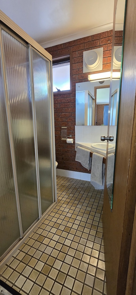 Deluxe Triple Room photo 2