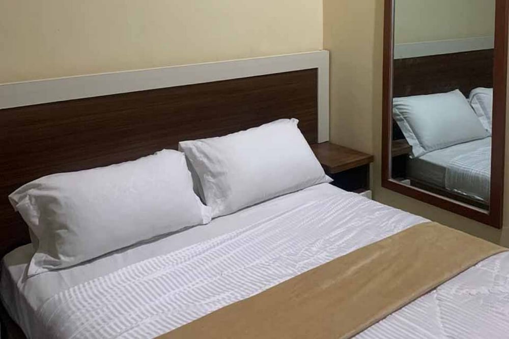 Double Room (Reddoorz)