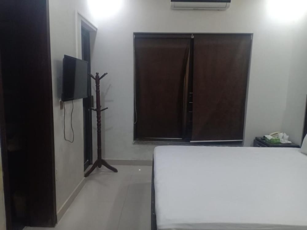Deluxe Double Room - Photo 7