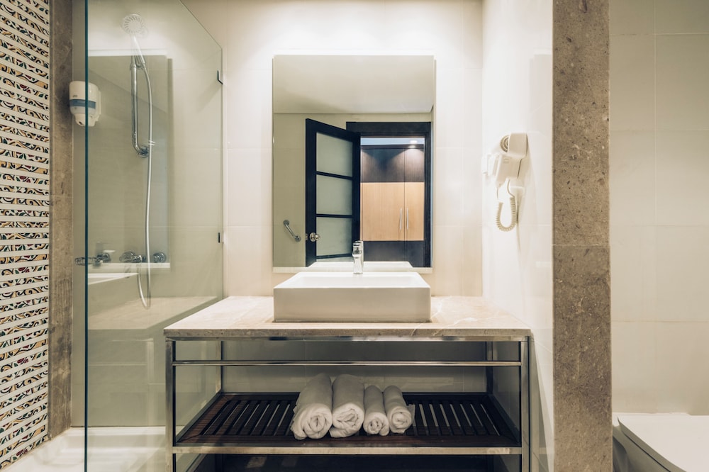 Superior Double Room Single Use, Garden View