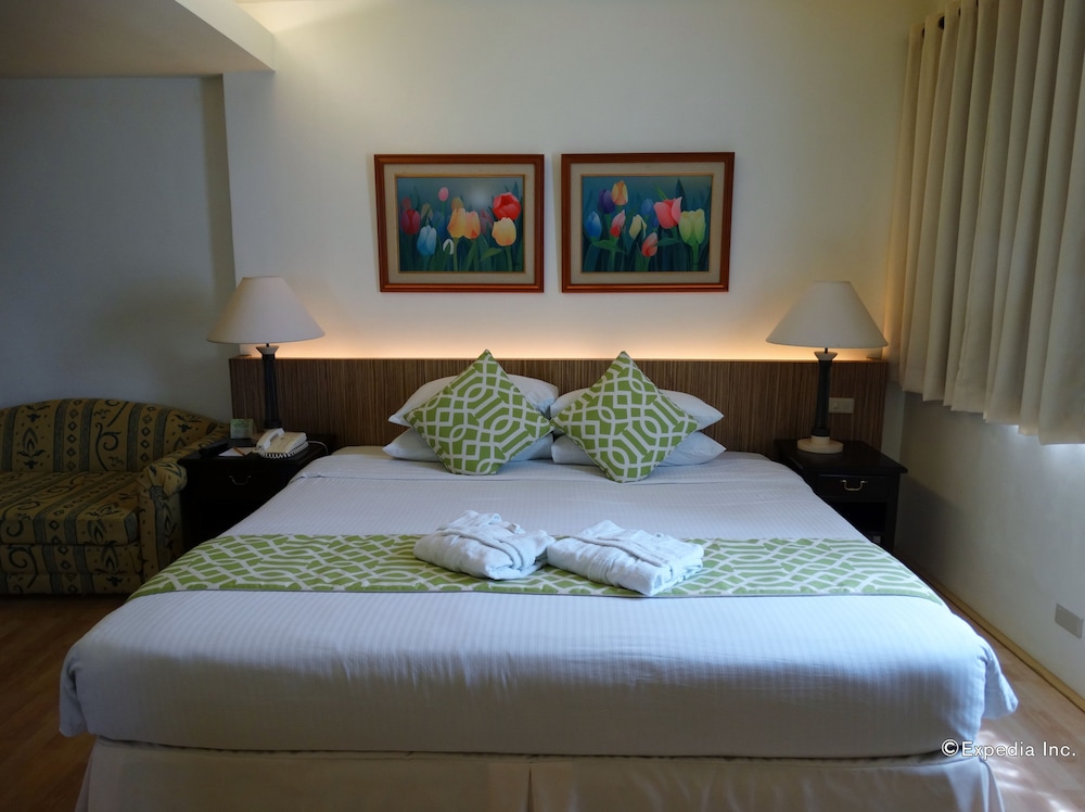 Suite - Photo 7