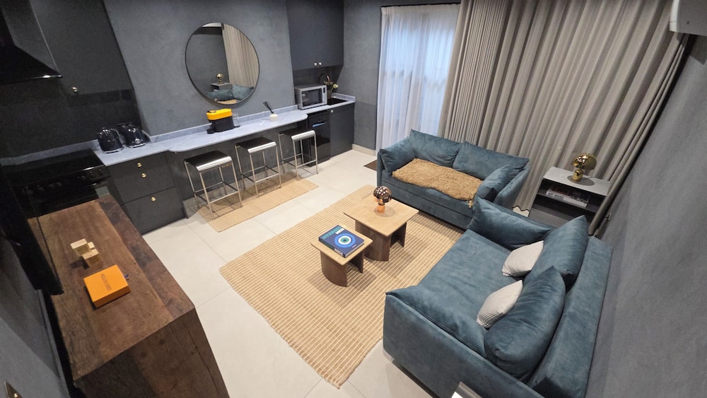 Family Apartment, Ensuite, City View photo 1