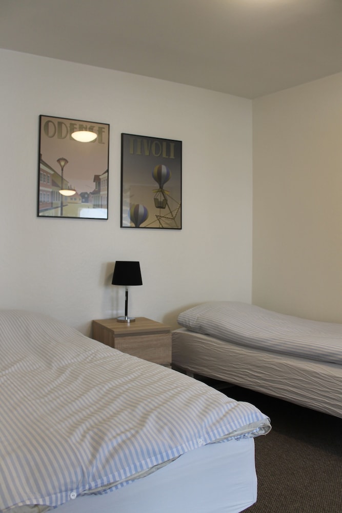 Classic Quadruple Room, Shared Bathroom
