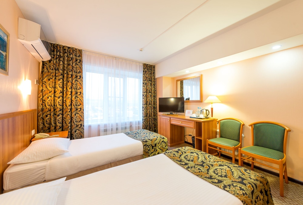 Standard Double or Twin Room photo 3