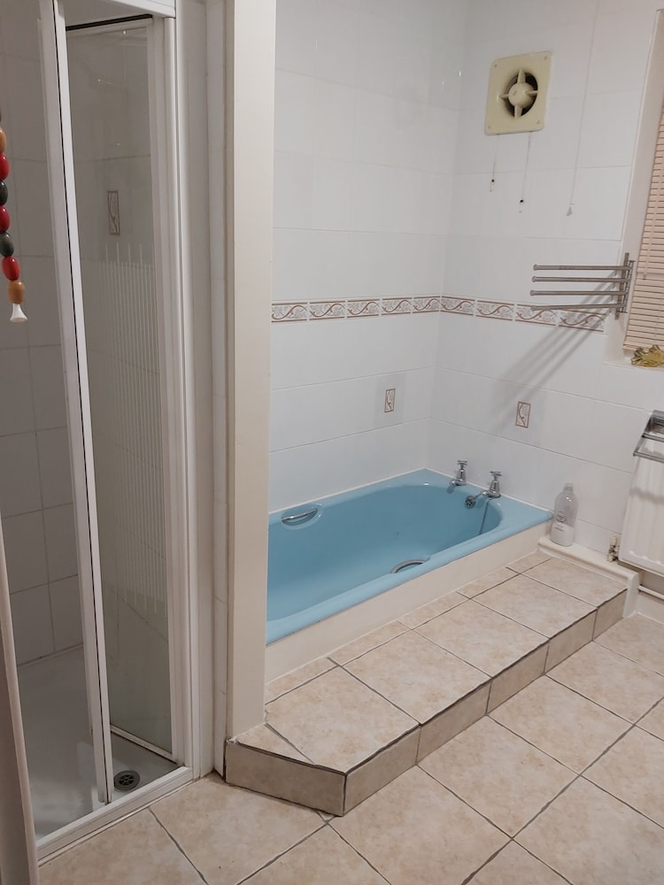 Standard Twin Room (Room 3) photo 2