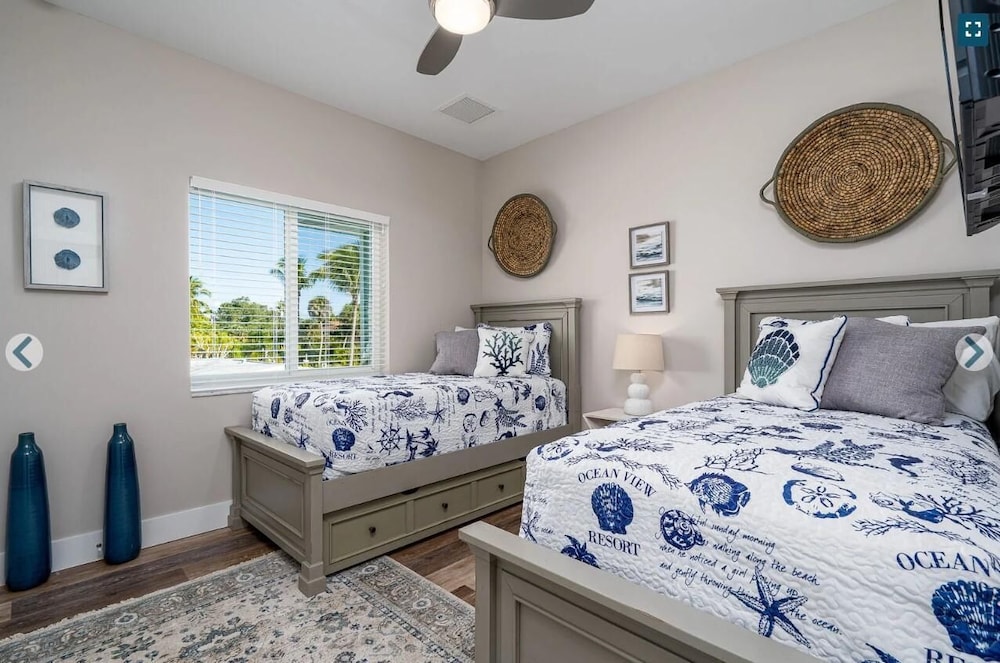 House, Multiple Beds (Paradise Found) photo 1