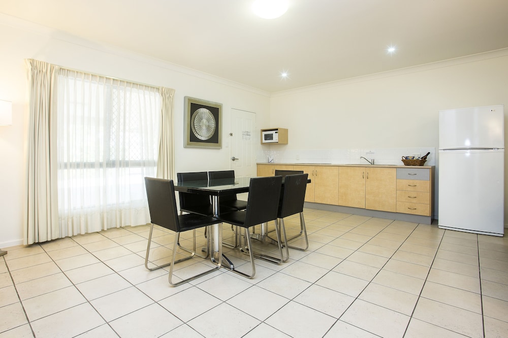 Apartment, 3 Bedroom photo 2